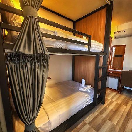 Monsoon Riverside Hotel Phnom Pen Exterior foto