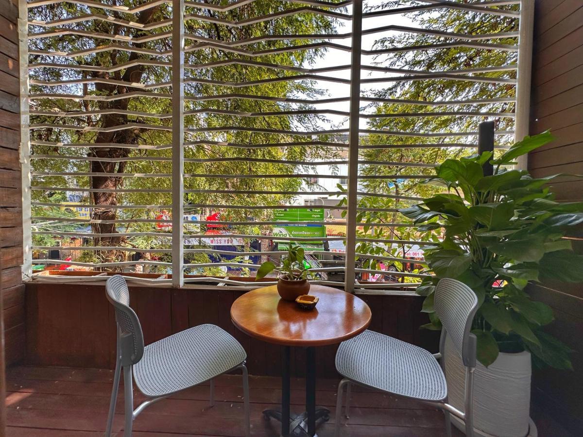 Monsoon Riverside Hotel Phnom Pen Exterior foto