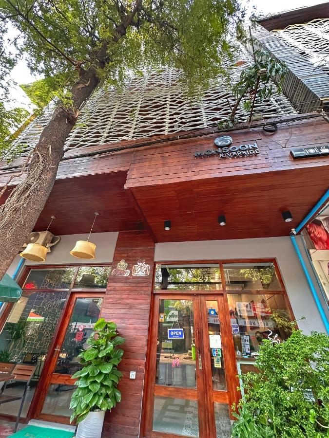 Monsoon Riverside Hotel Phnom Pen Exterior foto