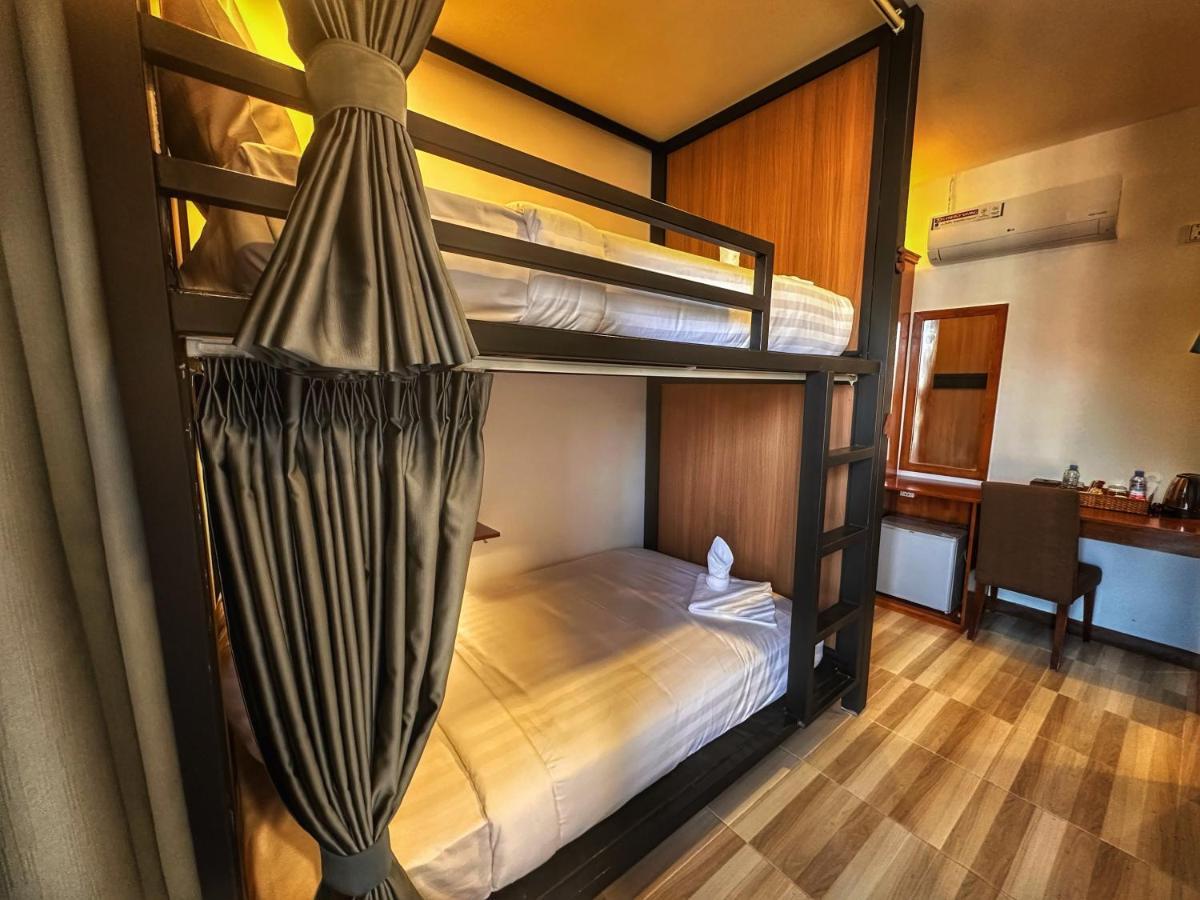 Monsoon Riverside Hotel Phnom Pen Exterior foto