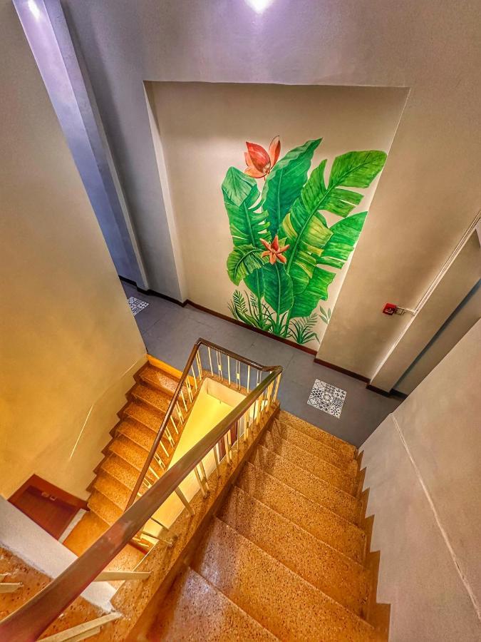 Monsoon Riverside Hotel Phnom Pen Exterior foto